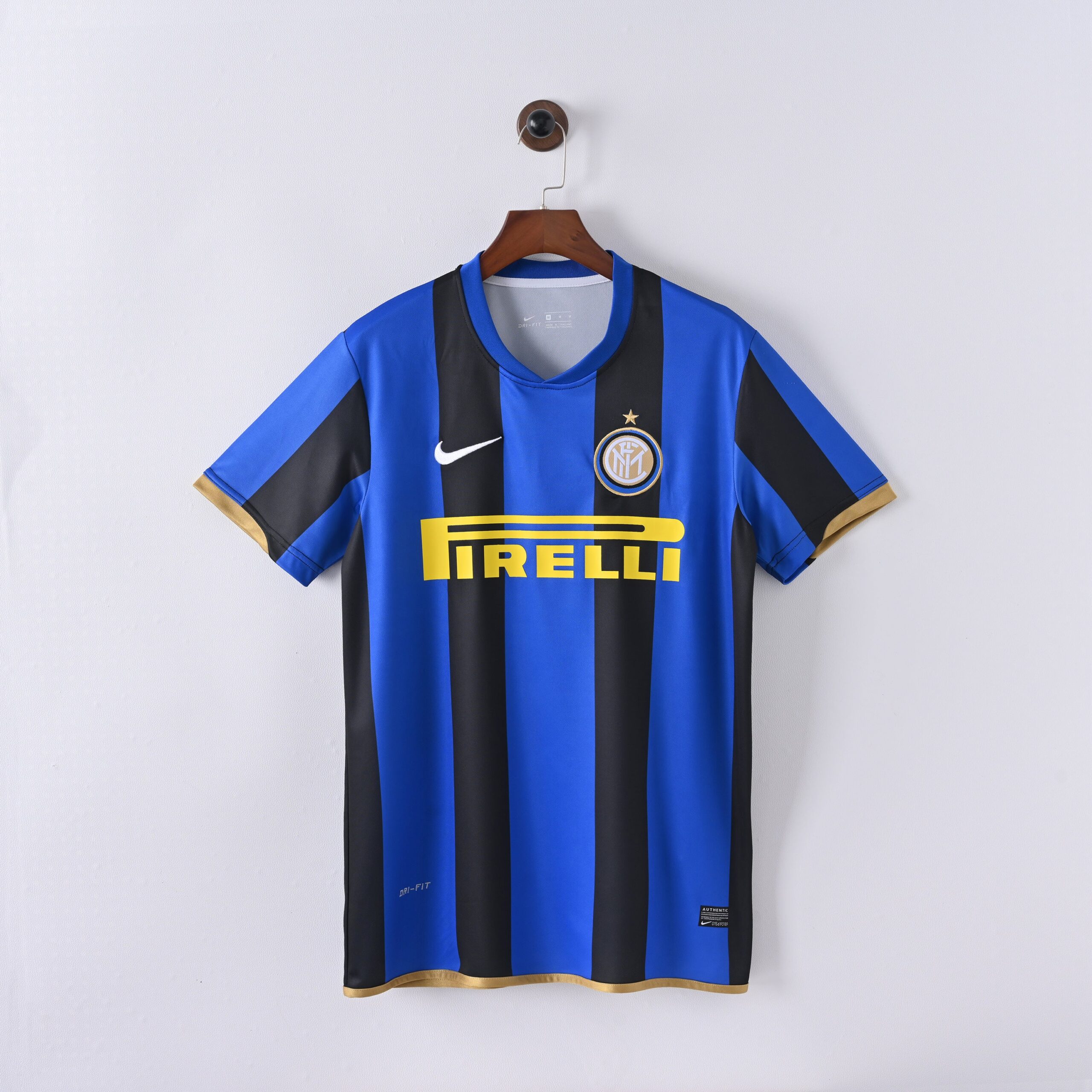 maillot-inter-milan-2008-2009-domicile Maillot Inter Milan Retro Vintage 2008-2009 Domicile Homme | Foot Sport – Image 1