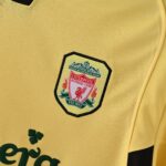 Maillot Liverpool Retro Vintage 2004-2005 Exterieur Homme | Foot Sport – Image 3