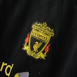 Maillot Liverpool Retro Vintage 2010-2011 Third Homme | Foot Sport – Image 3